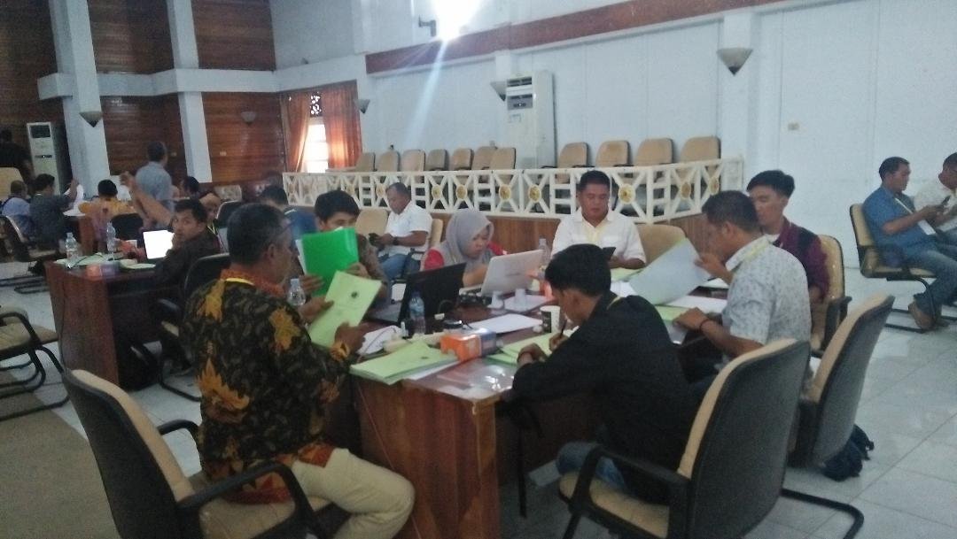 UKW Bengkulu Puluhan wartawan di Bengkulu ikuti uji kompetensi (UKW) yang diselenggarakan Dinas Diskominfotik Provinsi Bengkulu bekerja sama dengan Persatuan Wartawan Indonesia (PWI) setempat.(Foto HB/Usmin)