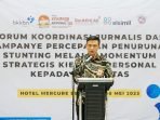 Plt Kaper BKKBN Bengkulu, Iqbal Apriansyah saat memberikan sambutan pasa acara Forum Koordinasi Jurnalis dan Kampanye Penurunan Stunting di Provinsi Bengkulu.(Foto HB/Idris)