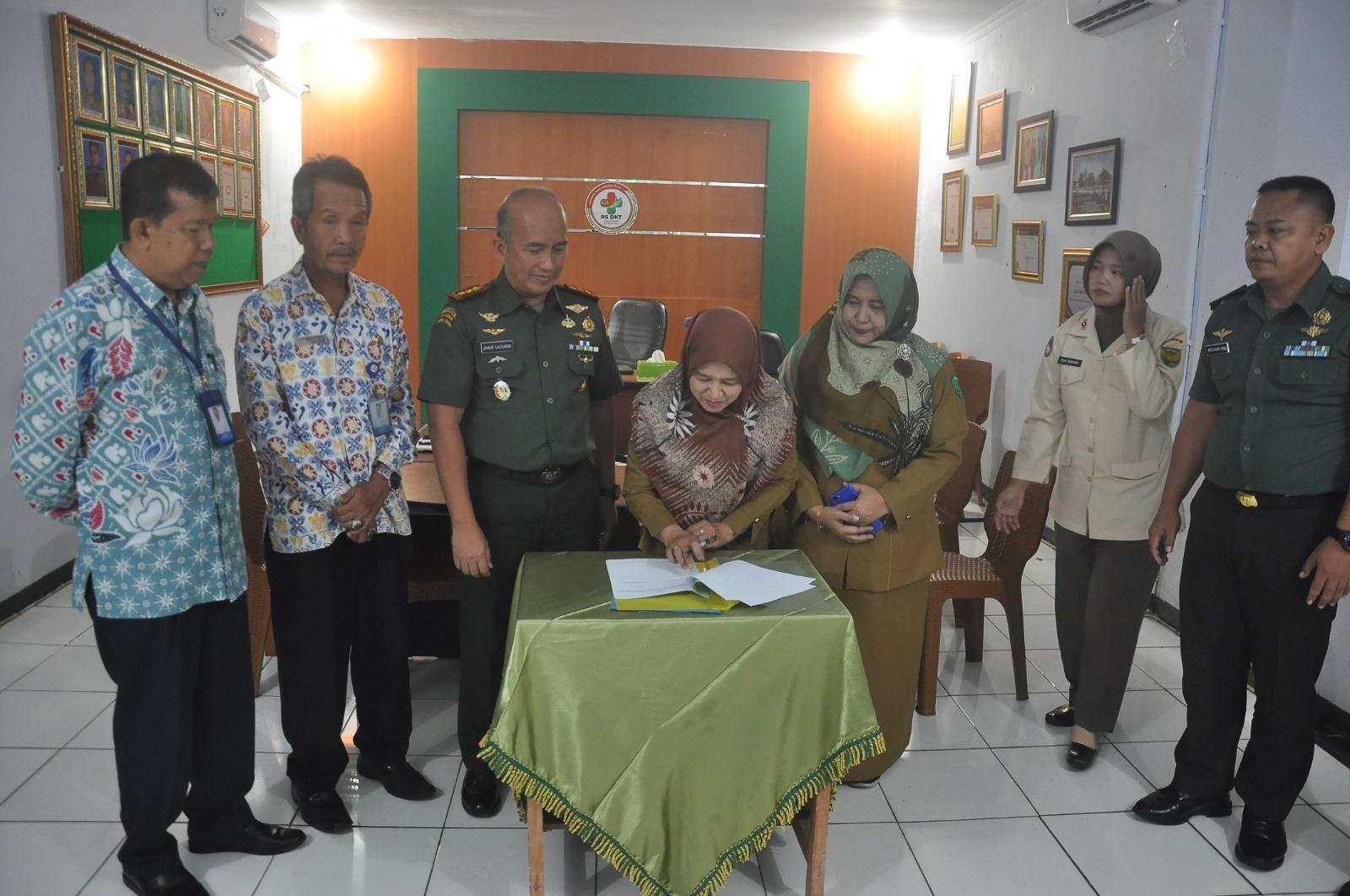 Bangga Kencana TNI AD Institusi Program KB Bangga Kencana jalin kerja sama dengan TNI AD dalam rangka menekan kasus stunting.(Foto HB/Idris)