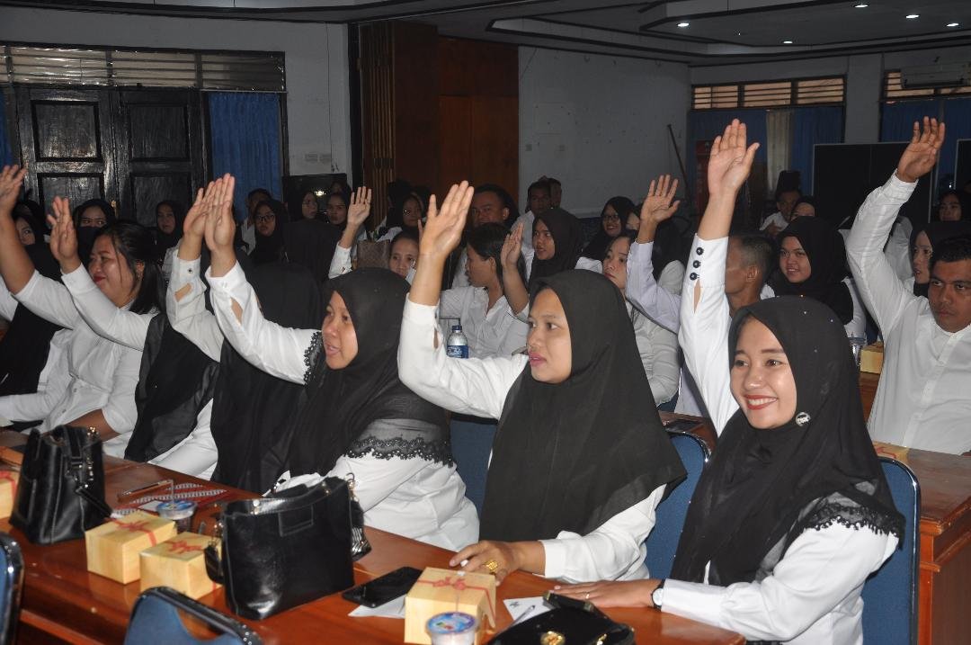 P3K Penyuluh KB Bengkulu Sejumlah tenaga P3K Penyuluh KB BKKBN Bengkulu hasil rekrutman formasi 2023, tengah mengikuti pembekalan program Bangga Kencana di kantor BKKBN setempat.(Foto HB/Idris)