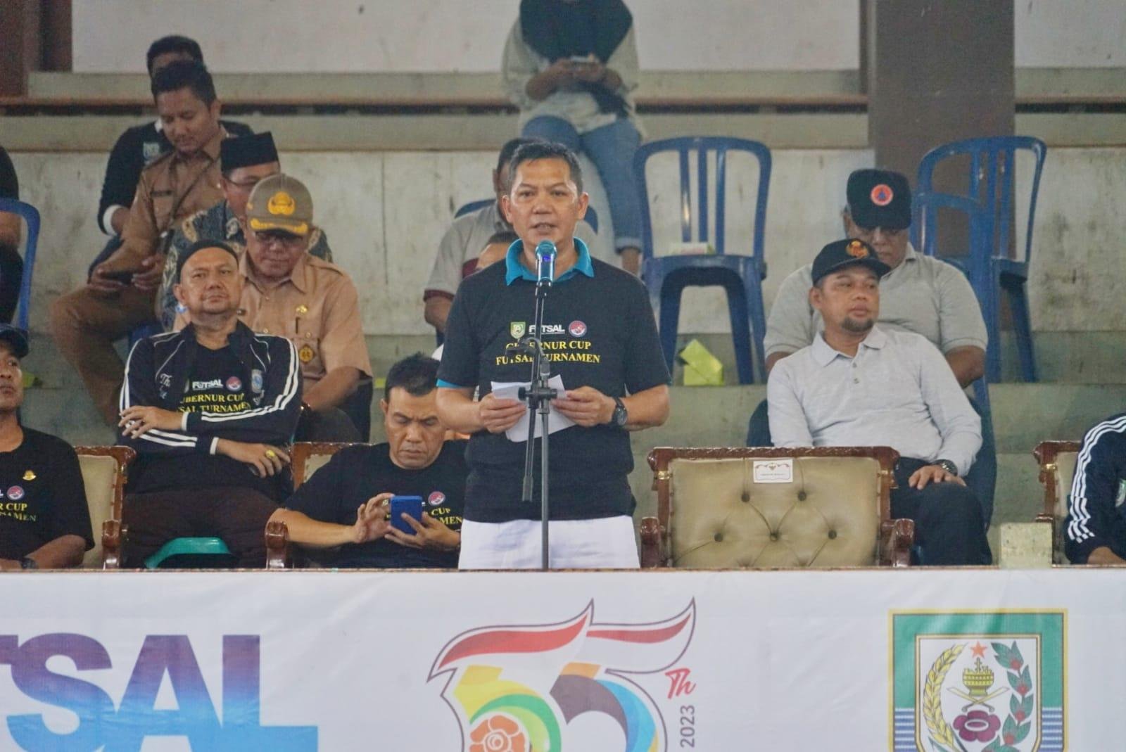 Turnamen Futasal Gubernur Bengkulu Staf Ahli Gubernur Bengkulu, Murlin Hanizar membuka Turnamen Futsal A Antar Pelajar dalam rangka memerihahkan HUT Provinsi Bengkulu ke-55 tahun 2023, bertempat GOR Sawah Lebar, Kota Bengkulu.(Foto/Ist)