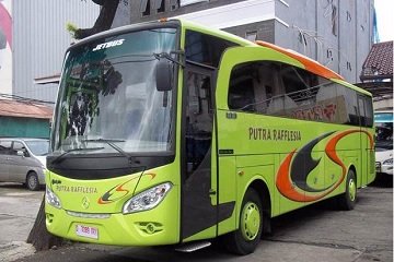Putra II Bus AKAP Putra Raflesia siap melayani angkutan mudik lebaran 2024 tujuan kota di Jawa dan Sumatera.(Foto/Ist)