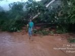 Lebong Longsor Timbunan longsor menutupi badan jalan di Desa Tik Kuto, Kecamatan Rimbo Pengadang,Kabupaten Lebong, Bengkulu akibat hujan lebat beberapa waktu lalu.(Foto/Ist)