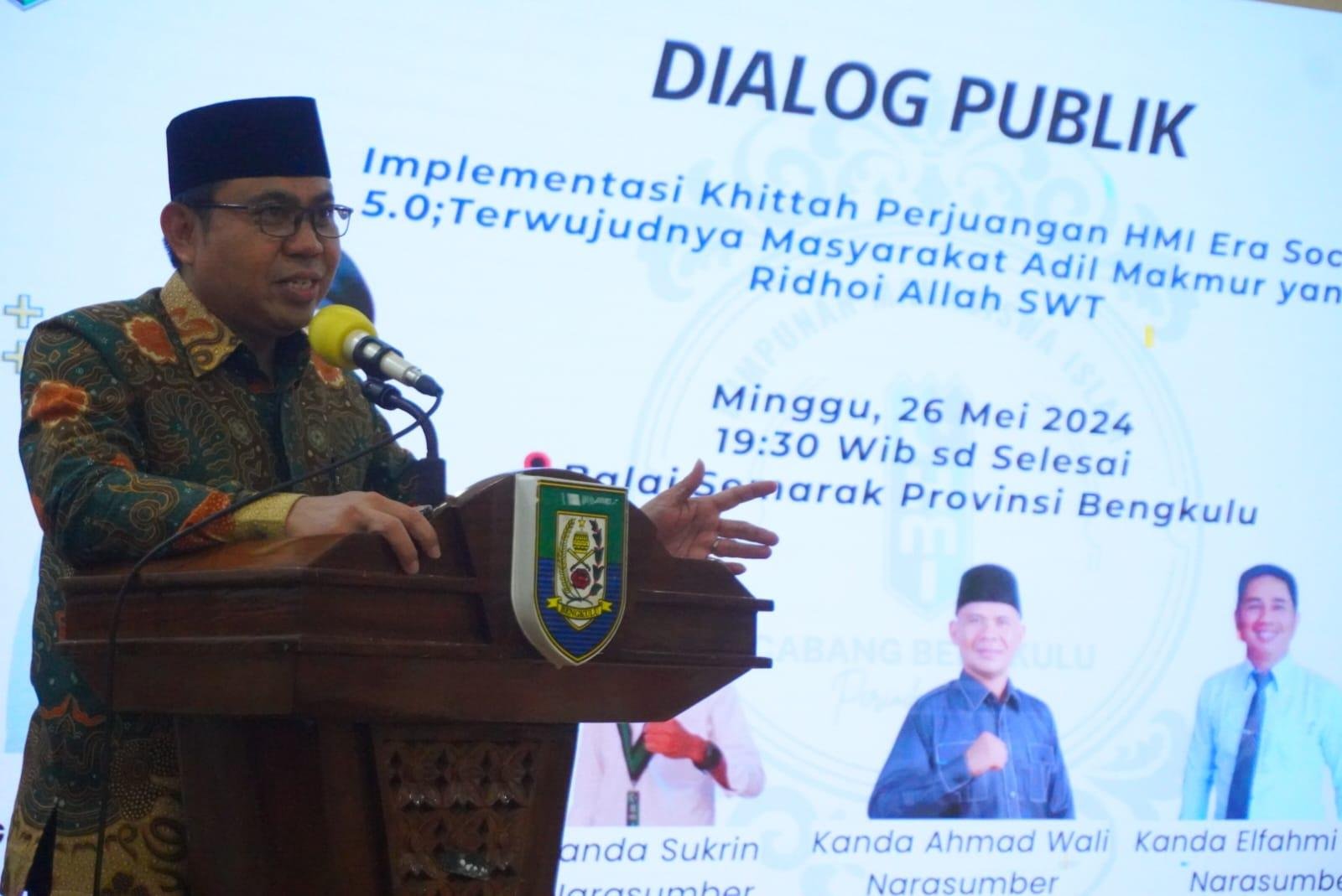 Asisten I Pemprov Bengkulu, Khairil Anwar menghadiri Dialob Publik diselenggarakan HMI Bengkulu.(Foto/Pemmprov Bengkulu)