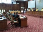 Pendapat Dua Perda In isiatif Gubernur Bengkulu Rohidin Mersyah diwakili Asisten I Pemprov Bengkulu, Khairil Anwar menyampaikan pendatas atas dua raperda inisiatif DPRD setempat.(Foto/Pemprov Bengkulu)