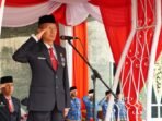 Sekda Bengkulu, Isnan Fajri menjadi inspektur upacara HUT Kemerdekaan RI-ke79 di Kantor Gubernur Bengkulu, Sabtu 17 Agustus 2024. (Foto-Humas Pemprov Bengkulu)