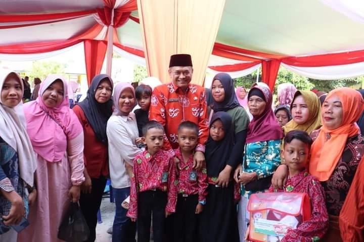 Rachmat Riyanto foto merupakan sosok pemimpin yang dekat dengan masyarakat.(Foto-Istimewa)