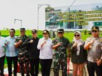 Peresmian irigasi perpompaan oleh Pangdam II di Wilayah Seluma bersama Gubernur Rohidin Pangdam II Sriwijaya, Mayjen TNI Mohammad Naudi Nurdika foto bersama usai meresmikan irigasi perpompaan di Kabupaten Seluma, di Desa Sari Mulyo, Kecamatan Sukaraja, Jumat 6 Agutus 2024.(Foto-Humas Pemprov Bengkulu)