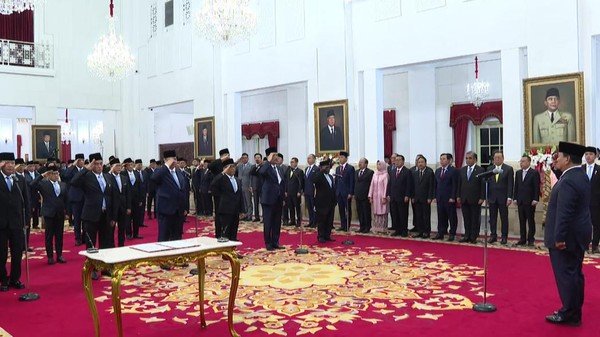 Sebanyak 48 menteri anggota Kabinet Merah Putih dilantik Presiden Prabowo Subianto, Senin 21 Oktober 2024.(Foto-Istimewah)