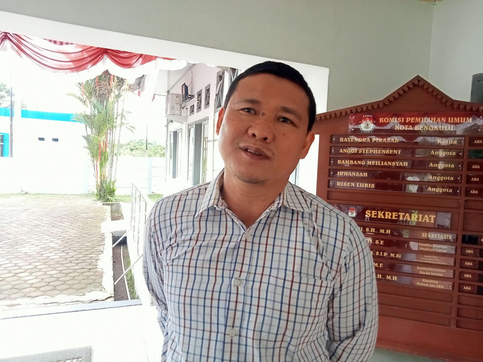 KPU Kota Bengkulu Ketua KPU Kota Bengkulu, Rayendra Pirasad.(Foto-RRI)