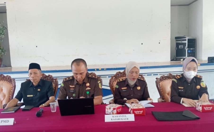 APH Sosialisasi DD Aparat penegak hukum (APH) sosialisasi penggunaan dana desa dan anggaran dana desa (DD/ADD) di Kabupaten Kaur.(Foto-Istimewa)