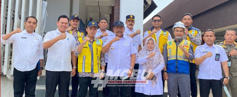 Pasar Puwodadi Bupati Mian meninjau pembangunan Pasar Purwodadi, Arga Makmur, Bengkulu Utara.(Foto-Istimewa)