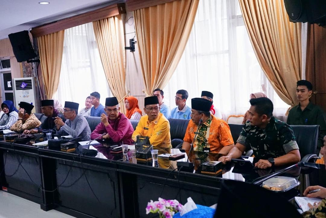 Pemprov Bengkulu, gelar rapat persiapan penyambutan gubernur-wagub Bengkulu, Helmi Hasan-Mian usai dilantik di Jakarta.(Foto-Humas Pemprov Bengkulu)