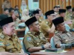 Kepala OPD Rapat PPK Kepala OPD Pemprov Bengkulu hadiri rapat pembahasan honor Non ASN diangkat jadi PPPK paru waktu.(Foto-MC Pemprov Bengkulu)