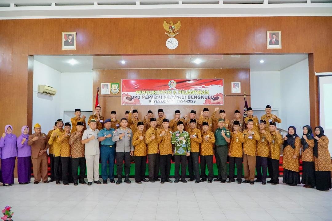 Pengurus baru DPD Pepabri Bengkulu masa bakti 2025-2050 dikukuhkan Asisten I Pemprov Bengkulu, Khairil Anwar, 6 Februari 2025.(Foto-MC Bengkulu)