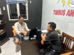 Oknum ASN Disdik Bengkulu Utara tersangka penipu warga janjikan jadi guru bantu diperiksa penyidik Polres Bengkulu Utara.(Foto HB-FIR)