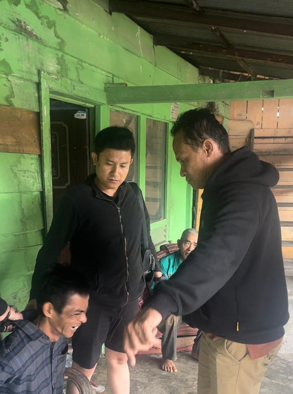 HN,terduga pelaku pembunuh anak kandung di Kabupaten Lebong, Bengkulu, berhasil dilumpuhkan timah panas polisi.(Foto/Ist)