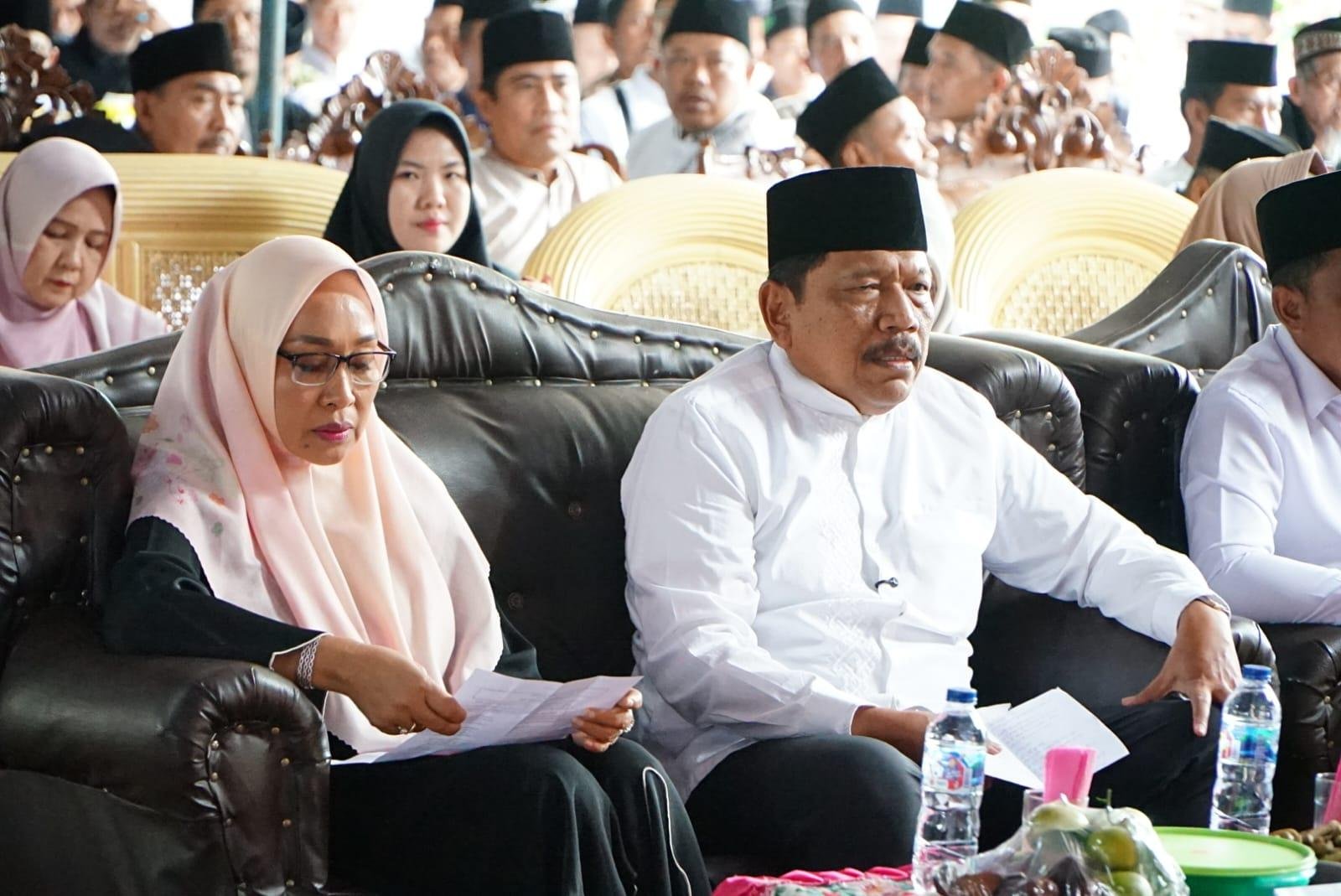 Wakil Gubernur Bengkulu, Mian hadiri pengajian rutin Istighosah Ahad Legi di Desa Mojorejo, Kecamatan Selupu Rejang, Kabupaten Rejang Lebong.(Foto/MC Bengkulu)