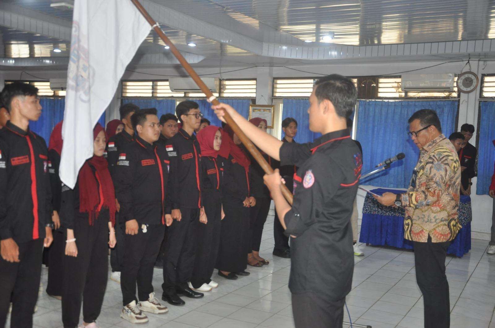 Pelantikan Forum GenRE Bengkulu Kepala Perwakilan BKKBN Bengkulu, Zamhari melantik Pengurus GenRE Provinsi Bengkuku masa kerja 2024-2025, di Bengkulu, Jumat 30 Mei 2025.(Foto/Ist)