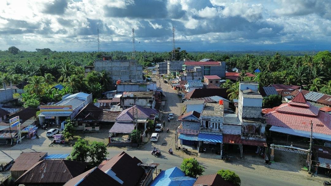 Jalan Talo Mulius Sejumlah ruas jalan provinsi di Kabupaten Seluma pada tahun 2025, akan ditingkatkan dari rusak berat menjadi mulus oleh Pemprov Bengkulu.(Foto/Ist)