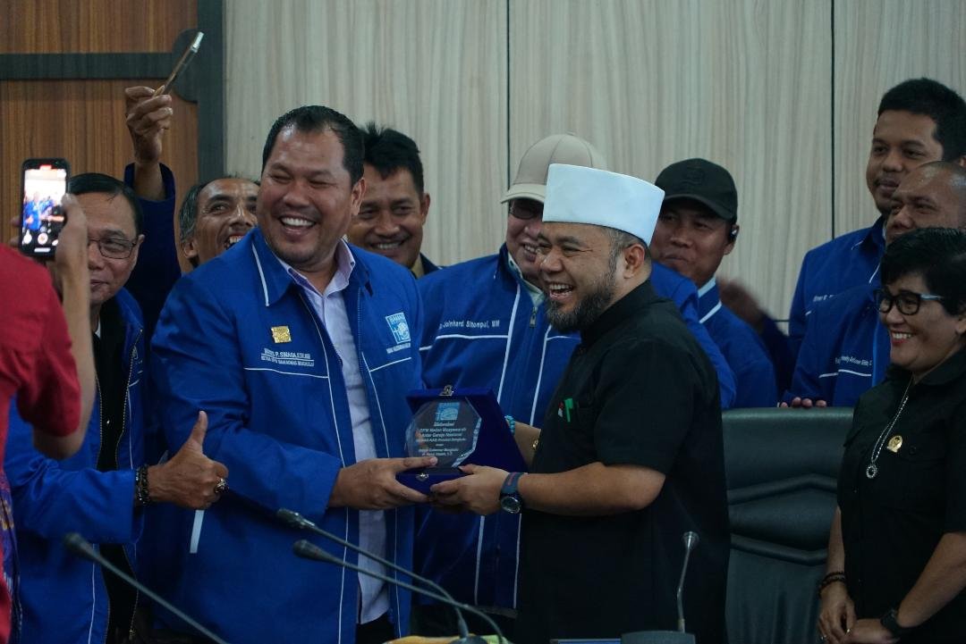 BAG Bengkulu Ketua BKAG Bengkulu, Moses Sinaga, saat beraudiensi dengan Gubernur Bengkulu, Helmi Hasan, di Kantor Gubernur, Selasa 15 Juli 2025.(Foto/Ist)