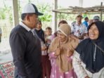Blusukan Wagub di Enggano Wagub Bengkulu, Mian temui masyarakat untuk menyerap aspirasi pada saat blusukan di Desa Tran Malakoni pekan lalu.(Foto/Ist)