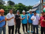 Tinjau PLTD Enggano Wagub Bengkulu, Mian foto bersama usai meninjau PLTD di Kecamatan Enggano guna mengatasi krisis listrik di pulau teluar tersebut.(Foto/Ist)