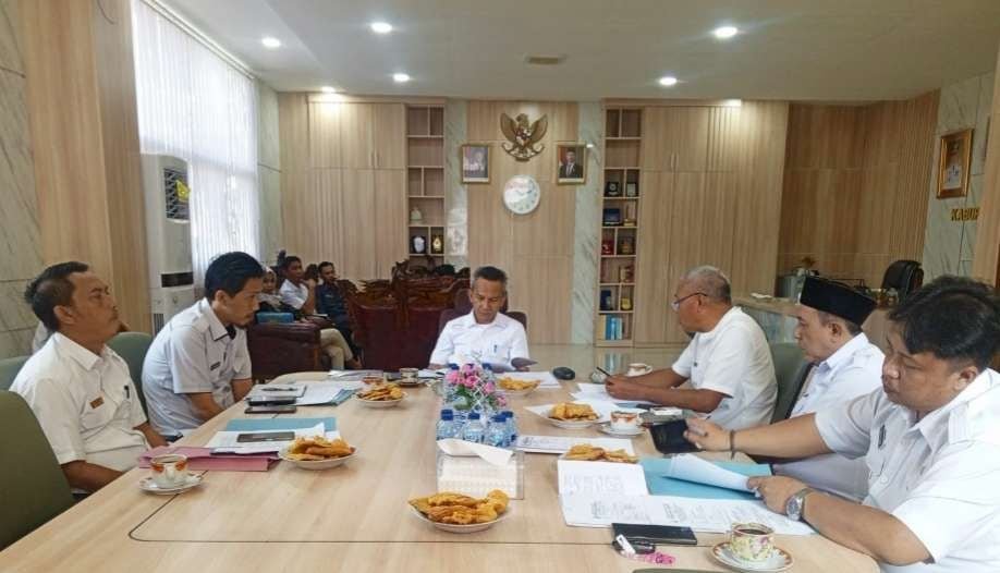 Wakil Bupati Kaur, Abdul Hamid rapat dengan sejumlah OPD terkait persiapan Gebyar Pajak pada HUT Kemerdekaan RI pada 17 Agustus 2025 di daerah ini.(Foto/Ist)