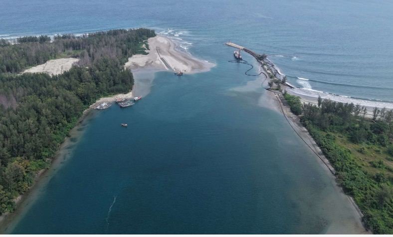 Pintu alur masuk pelabunan Baai Bengkulu Tampak pintu alur keluar masuk Pelabuhan Pulau Baai, Bengkulu.(Foto/Ist)