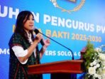 Menteri Komdigi, Meutya Hafid memberikan sambutan pada acara pengukuhan Pengurus PWI masa bakti 2025-2030, di Monumen Pers Solo, Jateng, Sabtu 4 Oktober 2025.(Foto/Humas PWI)