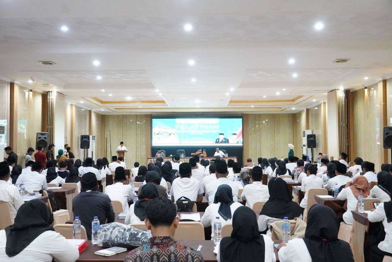 Ratusan Pengurus Koperasi Merah Putih di Kota Bengkulu mengikuti pelatihan manejemen dan pengeloaan organisasi, Jumat 24 Oktober 2025.(Foto/Ist)