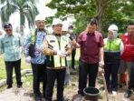 Taman Tabot Wali Kota dan Wakil Wali Kota Bengkulu, Dedy Wahyudi-Rony Tobing meletakan batu pertama taman Tabot di kawasan Benteng Marlborough, Kamis 9 Oktober 2025.(Foto/Ist)
