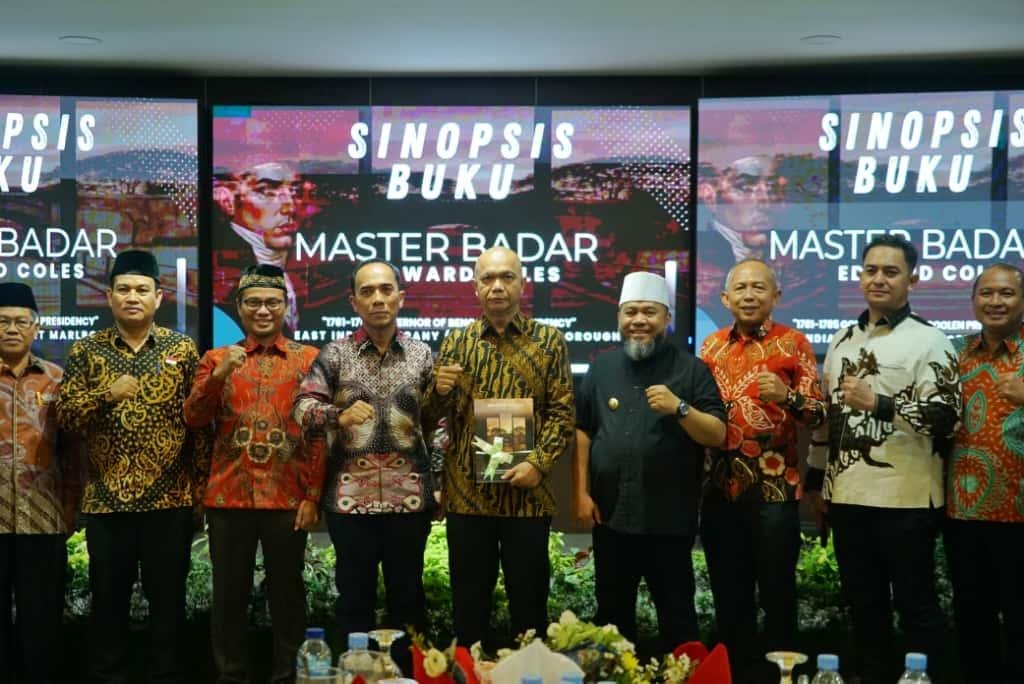 Gubernur Bengkulu, Helmi Hasan dan pejabat lainnya menghadiri lauching sinopsis buku Edward Coles di Kantor Kejaksaan Tinggi Bengkulu.(Foto/Ist)