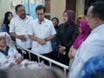 Menteri Kesehatan (Menkes) RI, Budi Gunadi Sadikin didampingi Wagub Bengkulu, Mian mengunjungi ruang pelayanan di RSUD Yunus Bengkulu, Rabu 17 Desember 2025.(Foto/Ist)