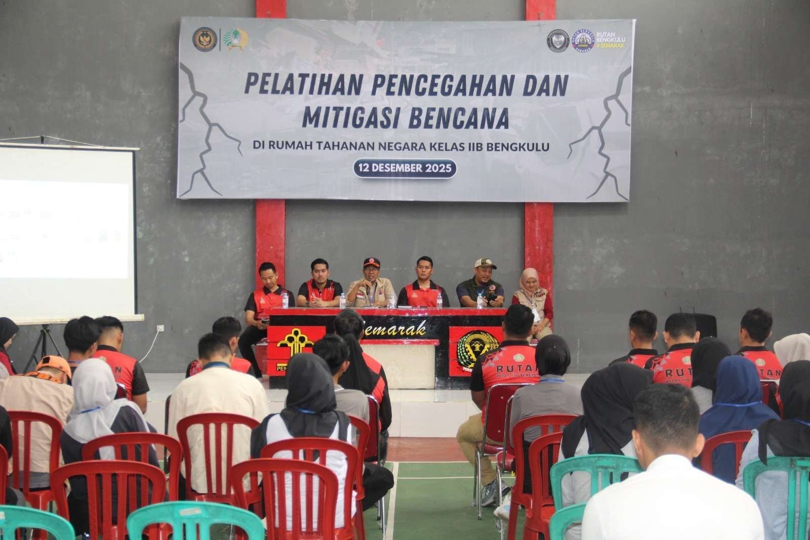 Sosialisasi Bencana Rutan Bengkulu Rutan kelas II Kota Bengkulu menggelar sososialisasi dan penyuluhan bencana bersama BPBD daerah ini.(Foto/Ist)