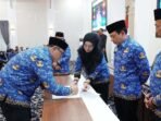 Wali Kota Aplikasi SIPUKEK Wali Kota Bengkulu, Dedy Wahyudi saat menghadiri peluncuran aplikasi digitalisasi pelayanan publik SIPUKEK, kantor Wali Kota Bengkulu, Senin 1 Desember 2025.(Foto/Ist)