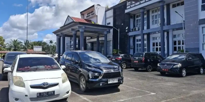 Bupati Rachmat Riyanto mengimbau ASN Pemkab setempat agar kendaraan pribadi membayar pajak kendaraan bermotor di Bengkulu, sehingga dapat memberikan kontribusi terhadap peningkatan PAD setempat.(Foto/Ist)