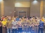 Kepala Perwakilan Bank Indonesia Bengkulu, Wahyu Yuwana Hidayat, Sekda Bengkulu, Herwan Antoni foto bersama dengan para peserta rapat TIPD Provinsi Bengkulu di hotel Santika, Senin 26 Januari 2026.(Foto/Ist)