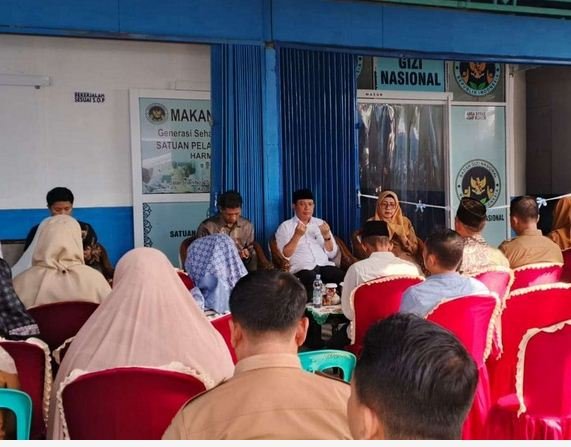 Wali Kota Bengkulu, Dedy Wahyudi meresmikan SPPG BMG Kelurahan Semarang, Kecamatan Sungai Serut, Selasa 6 Januari 2026.(Foto/Ist)