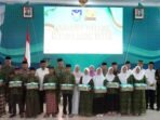 Wagub Bengkulu, Mian dan Pangdam XXI Radin Intan Mayjen TNI Kristomei Sianturi foto bersama pada acara buka bersama di Makorem 041 Gamas Bengkulu.(Foto/Ist)