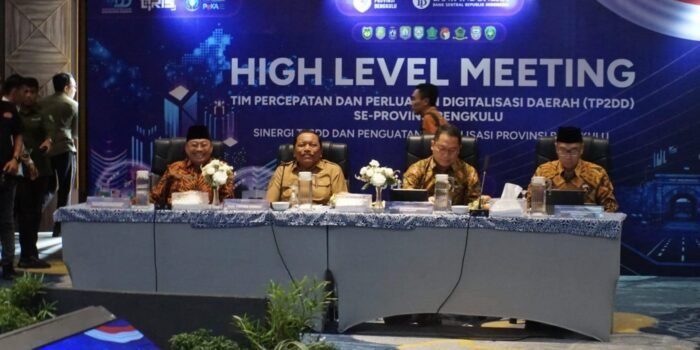 Pemprov Bengkulu menggelar kegiatan High Level Meeting Tim Percepatan dan Perluasan Digitalisasi Daerah (TP2DD) se-Provinsi Bengkulu serta mengajak kepala daerah se- Bengkulu melek digital.(Foto/Ist)