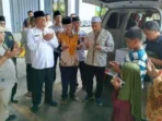 Rombongan penjemputan jenazah TKI asal Bengkulu Utara meninggal di Malaysi tiba di Bandara Fatmawati Soekarno.(Foto/Ist)