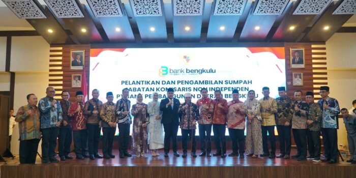 Direksi dan para pemegang saham Bank Bengkulu