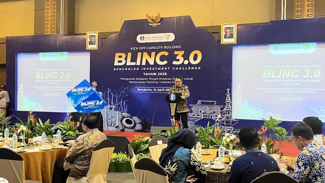 BI Bengkulu 3 Kepala Perwakilan Bank Indonesia Bengkulu, Wahyu Yuwana Hidayat menyampaikan sambutan pada acara Kickoff BLINC 3.0 untuk memperkuat kesiapan proyek investasi menuju pasar global, berlangsung di salah satu hotel berbiintang di Kota Bengkulu.(Foto-foto/Ist)
