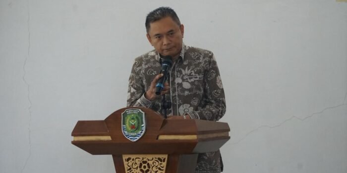 Bupati Bengkulu Tengah (Benteng), Rachmat Riyanto memberikan sambutan pada acara Musrenbang RKPD tahun 2027 di Pendopo Bukit Kandis, Kamis 2 April 2026.(Foto/MC Pemkab Benteng)