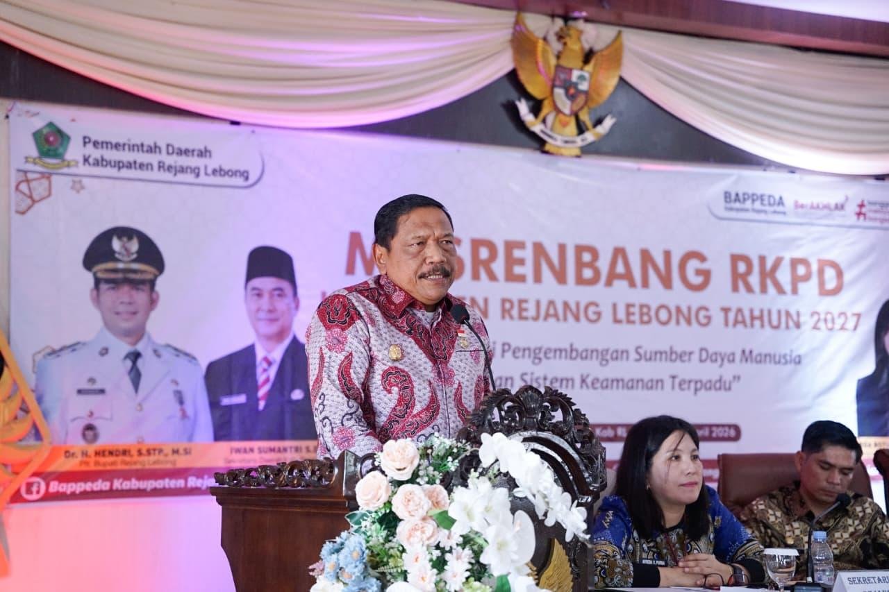 Wagub Bengkulu, Mian memberikan sambutan saat menghadiri Musrenbang RKPD 2027 Pemkab Rejang Lebong.(Foto/Ist)