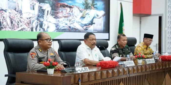 Wagub Bengkulu, Mian pimpin rakor kesiapan menghadapi bencana alam di Bengkulu bersama Korem 041 Gamas Bengkulu.(Foto/Ist)