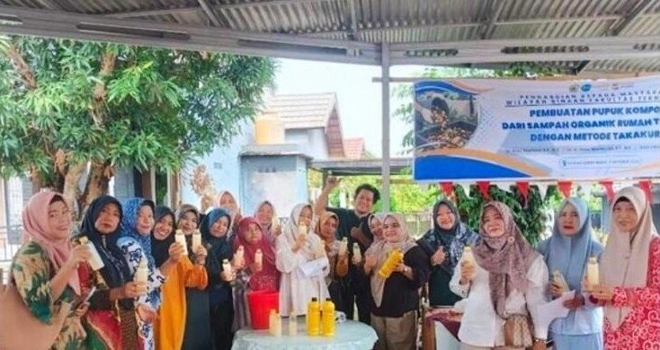 Pengabdian-FT-Kompos3